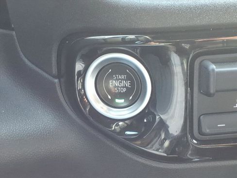 Used 2023 Chevrolet Silverado 1500 RST w/ Z71 Off-Road Package image 16