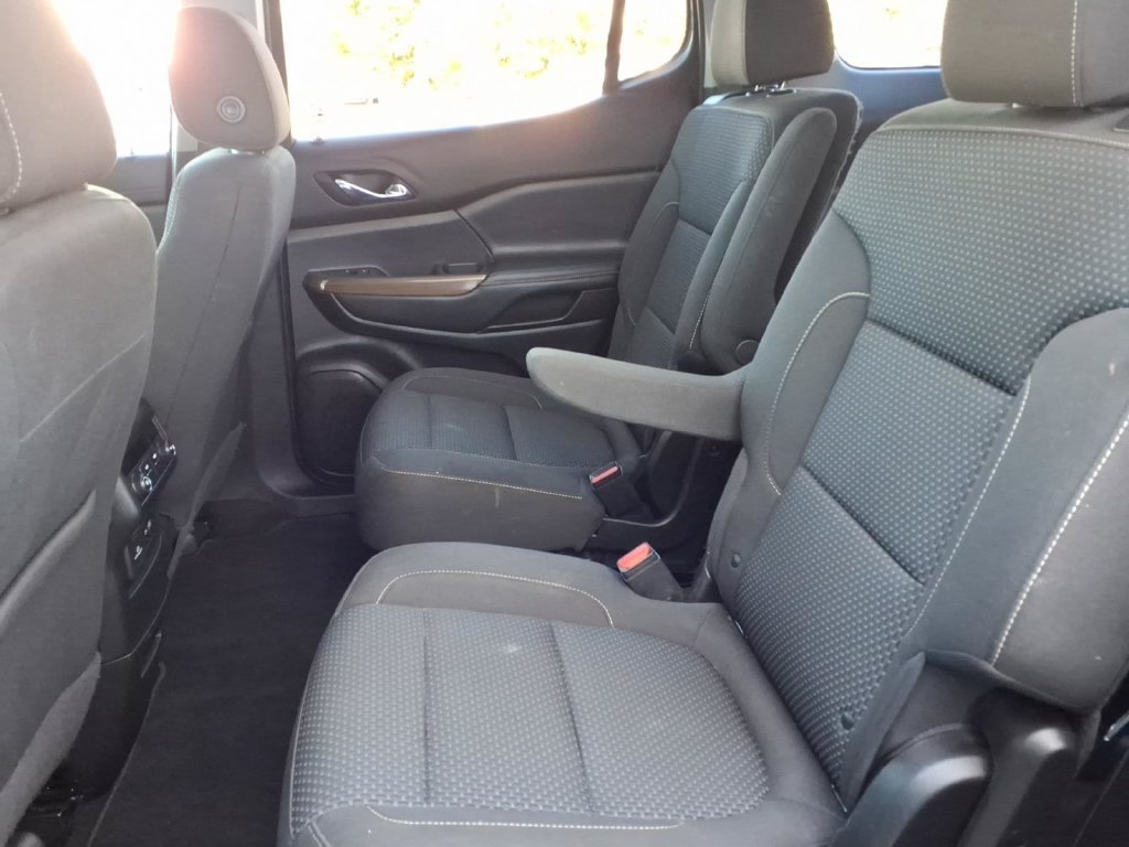 Used 2020 GMC Acadia SLE w/ Driver Convenience Package FWD image 14