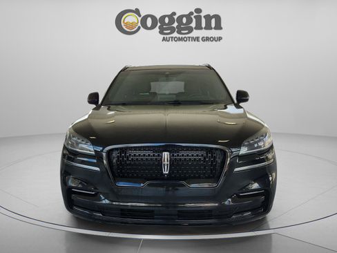Used 2022 Lincoln Aviator Reserve w/ Equipment Group 201A image 8