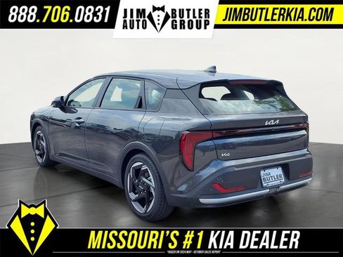New 2026 Kia K4 EX FWD image 17