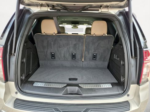 Used 2023 Chevrolet Tahoe Premier image 12