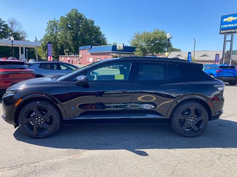 New 2025 Chevrolet Equinox EV RS w/ Convenience Package II FWD image 18