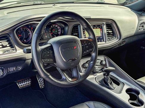 Used 2023 Dodge Challenger SXT w/ Plus Package RWD image 11