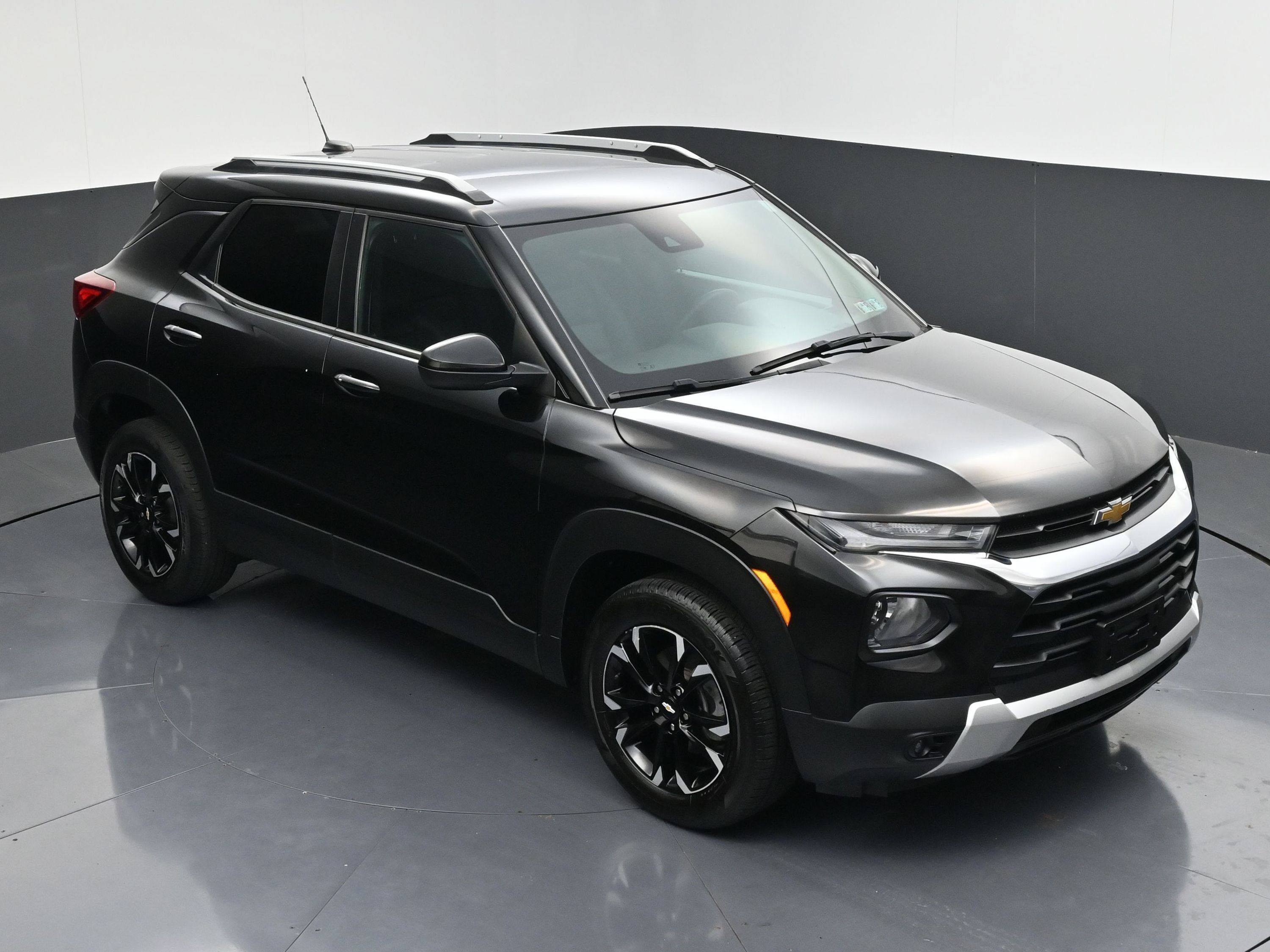 Certified 2021 Chevrolet TrailBlazer LT w/ Premium Seating Package AWD/4WD image 44