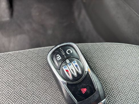 Used 2025 Buick Encore GX Preferred FWD image 22