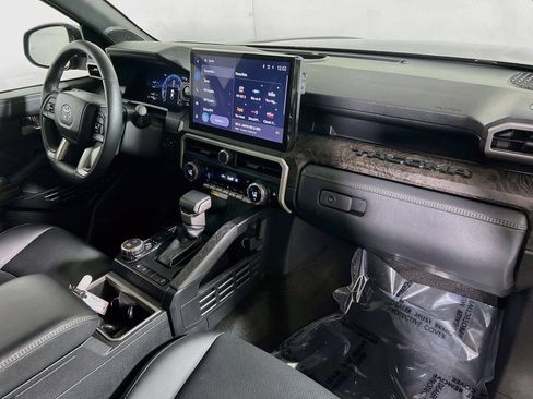 Certified 2024 Toyota Tacoma Limited w/ Limited Package (LT) AWD/4WD image 24