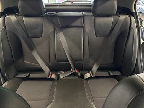Used 2020 Buick Encore GX Select AWD/4WD image 27