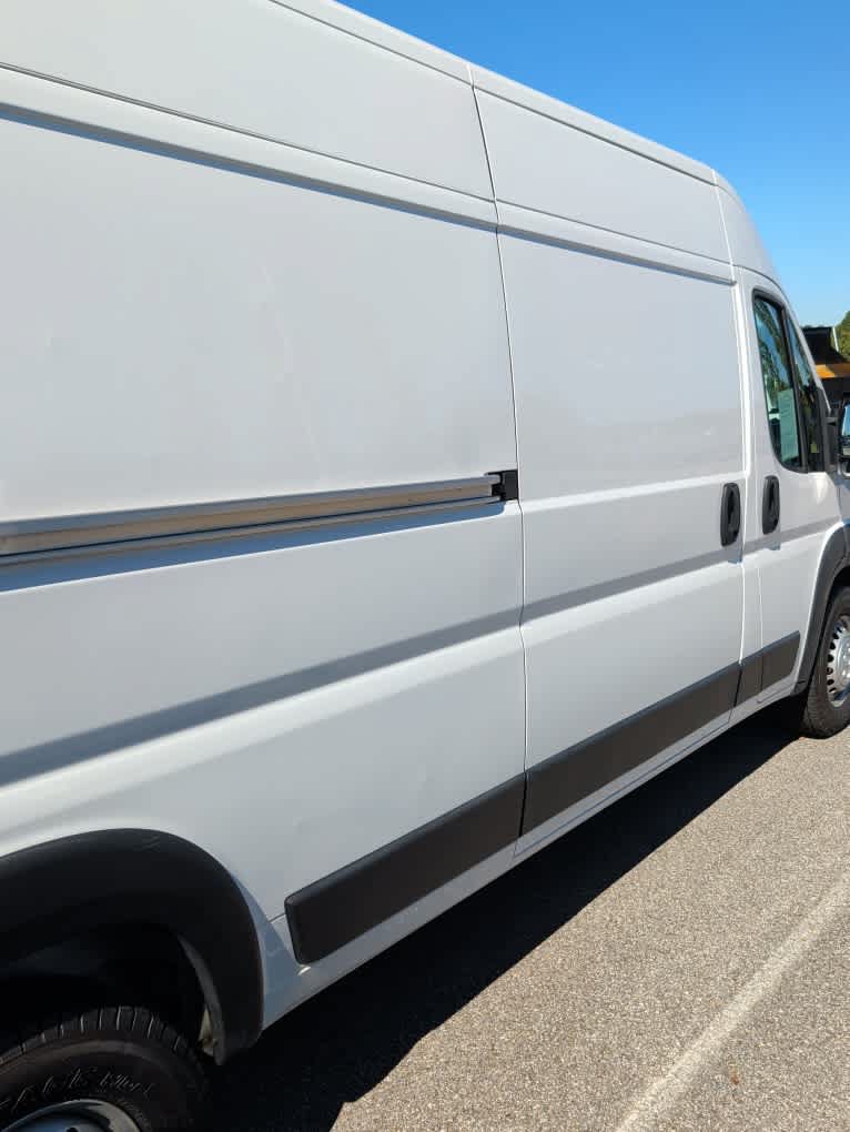 Used 2024 RAM ProMaster 2500 w/ Convenience Group FWD image 15
