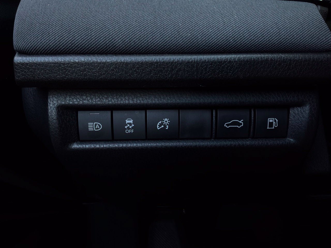 Used 2026 Toyota Camry LE FWD image 24