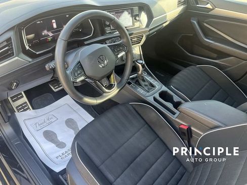 Used 2023 Volkswagen Jetta Sport FWD image 13