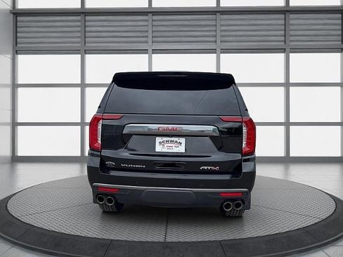 Used 2024 GMC Yukon AT4 w/ AT4 Premium Package AWD/4WD image 5