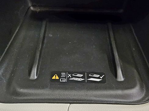 Used 2023 GMC Acadia Denali image 33