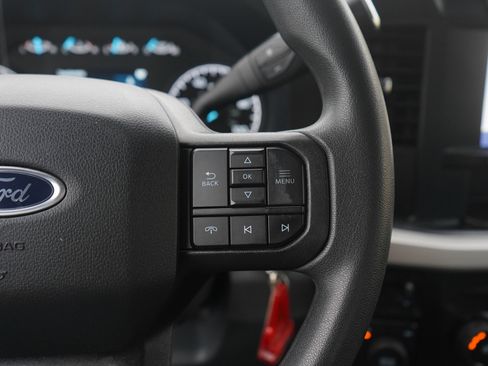 Used 2024 Ford F250 XLT AWD/4WD image 25