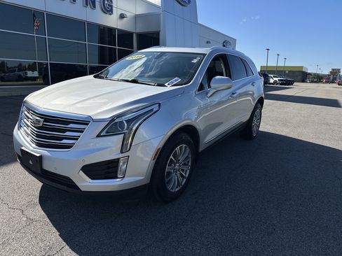 Used 2018 Cadillac XT5 Luxury AWD/4WD image 12