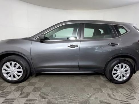 Used 2020 Nissan Rogue S AWD/4WD image 9