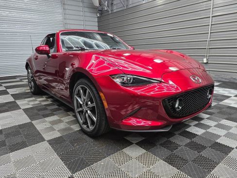 Used 2021 MAZDA MX-5 Miata RF Grand Touring RWD image 4