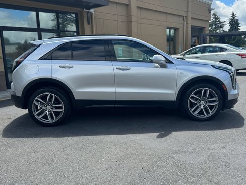 Used 2019 Cadillac XT4 Sport w/ Cold Weather Package AWD/4WD image 8