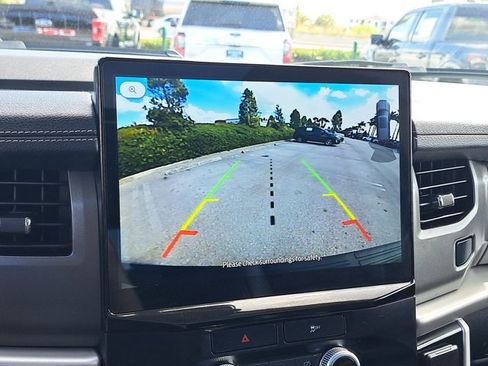 Certified 2023 Ford Expedition Max XLT image 30