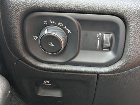 New 2026 RAM 1500 Tradesman image 34