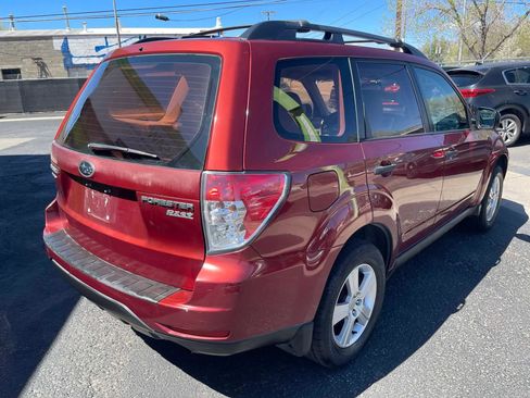Used 2012 Subaru Forester 2.5X w/ Alloy Wheel Pkg AWD/4WD image 8