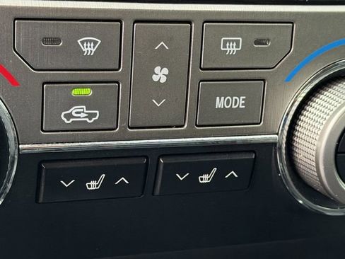 Used 2020 Toyota Tundra Limited RWD image 18