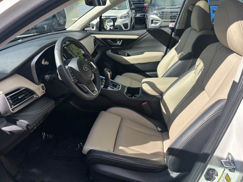 Used 2025 Subaru Outback Limited AWD/4WD image 17