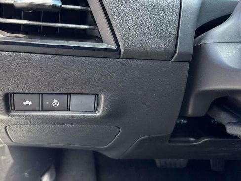 New 2026 Nissan Sentra SV w/ SV Convenience Package FWD image 11