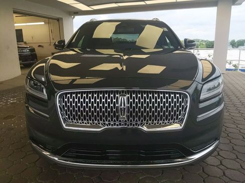 Used 2023 Lincoln Nautilus Reserve AWD/4WD image 2