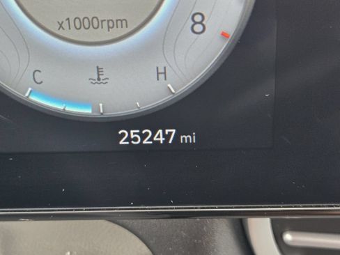 Used 2023 Hyundai Elantra SEL w/ Convenience Package FWD image 26