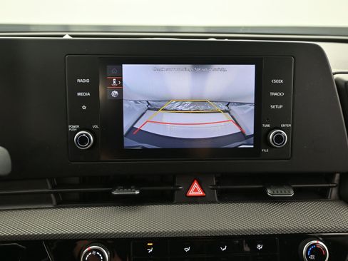 Used 2023 Kia Sportage LX image 20