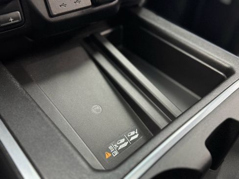 Used 2021 GMC Sierra 1500 AT4 w/ AT4 Value Package image 28