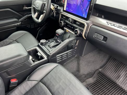 Certified 2024 Toyota Tacoma TRD Off-Road w/ TRD Off Road Premium Package AWD/4WD image 15