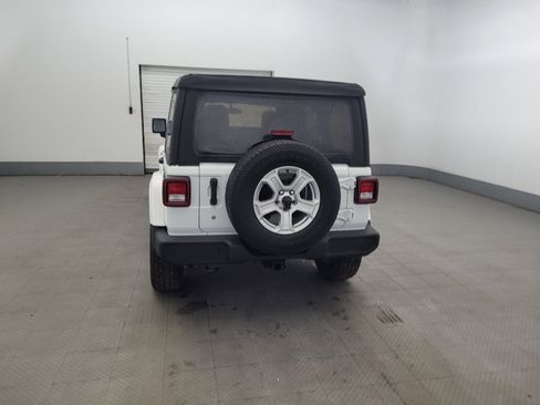 Used 2018 Jeep Wrangler Unlimited Sport S AWD/4WD image 6
