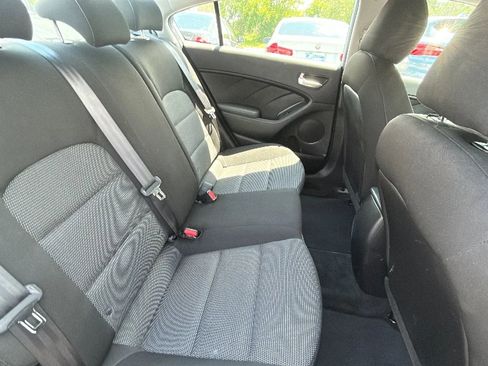 Used 2017 Kia Forte LX FWD image 26