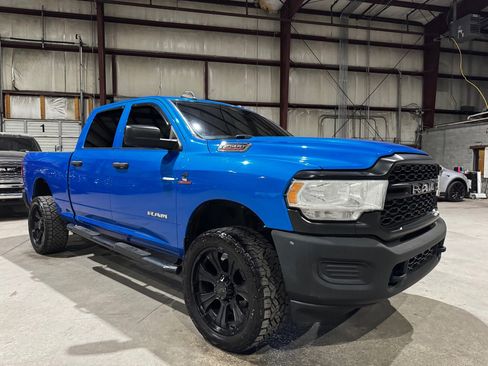 Used 2021 RAM 2500 Tradesman AWD/4WD image 2