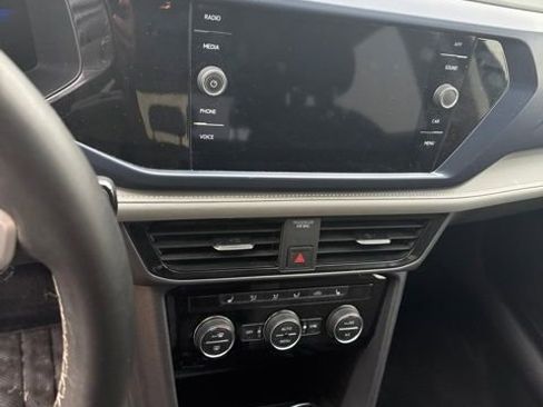 Used 2024 Volkswagen Taos SE FWD image 13