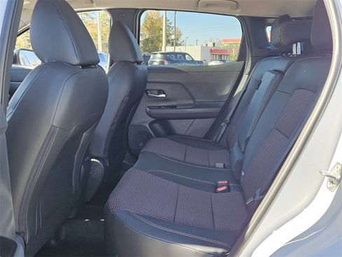 New 2026 Nissan Kicks SR image 4