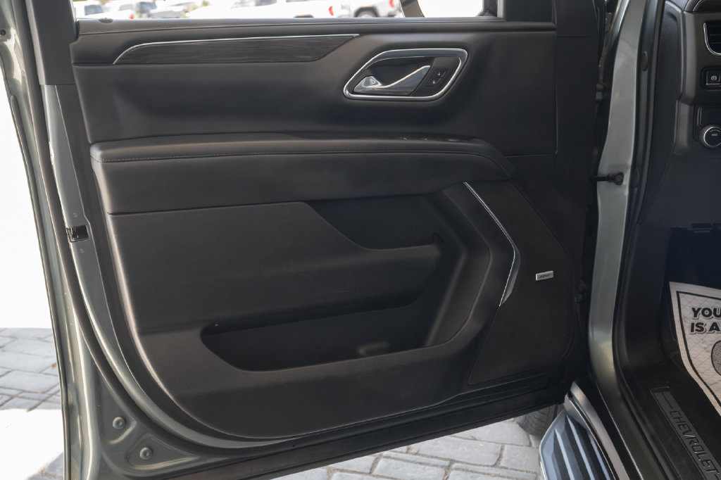 Used 2024 Chevrolet Tahoe LT RWD image 23