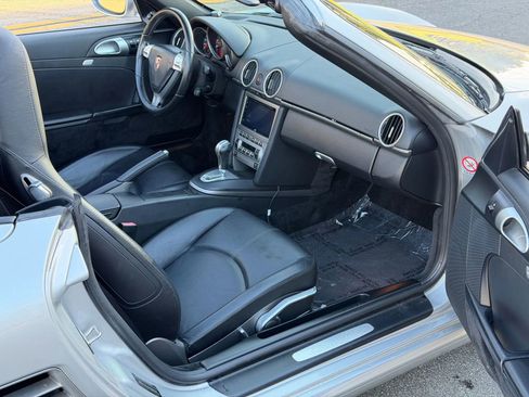 Used 2006 Porsche Boxster image 2