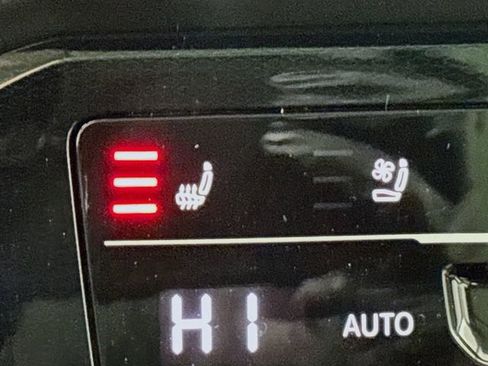 New 2026 Volkswagen Taos SEL AWD/4WD image 21