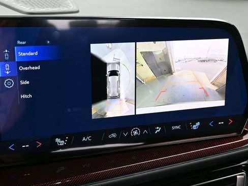 New 2026 Chevrolet Traverse Z71 w/ Enhanced Driving Package image 27