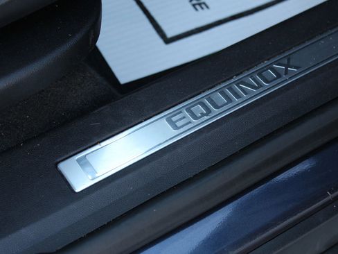 Used 2018 Chevrolet Equinox Premier image 30