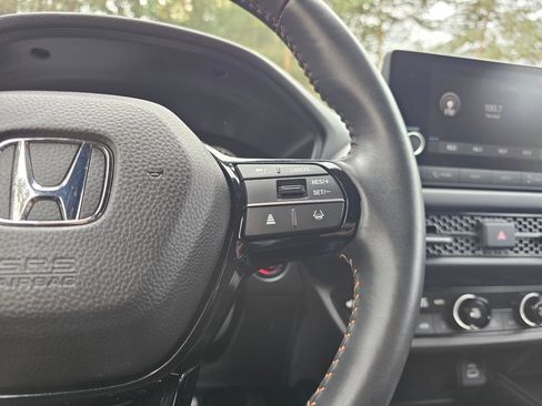 Certified 2025 Honda HR-V Sport image 34