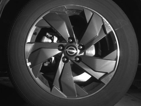 Used 2025 Nissan Rogue SV FWD image 12