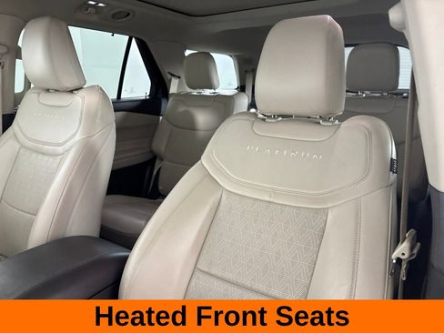 Used 2021 Ford Explorer Platinum w/ Equipment Group 601A AWD/4WD image 16