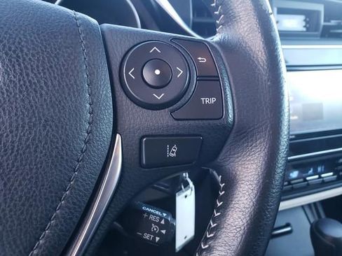 Used 2017 Toyota Corolla iM image 16