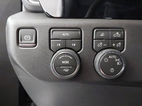 New 2026 Chevrolet Silverado 1500 LT w/ Safety Package AWD/4WD image 24