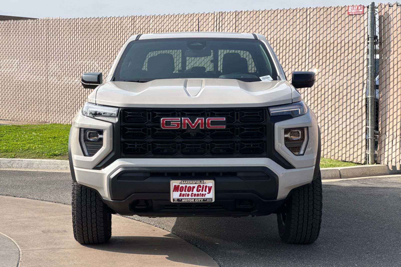 Certified 2026 GMC Canyon Elevation w/ Technology Package AWD/4WD image 9