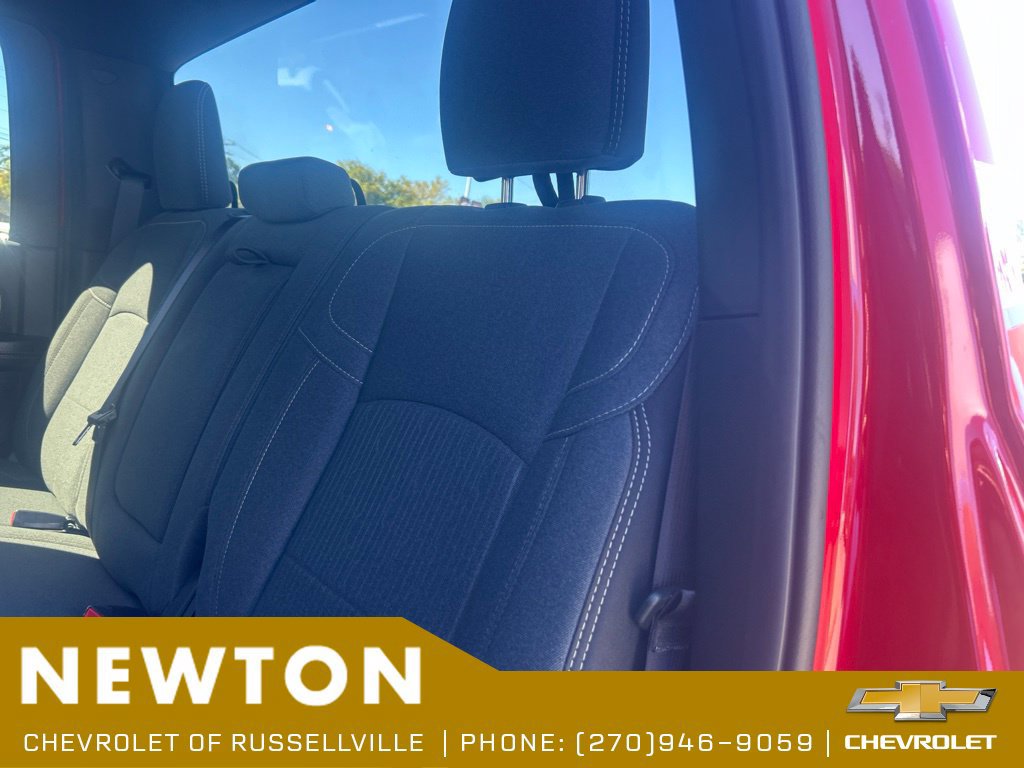 Used 2024 RAM 2500 Big Horn w/ Night Edition AWD/4WD image 30