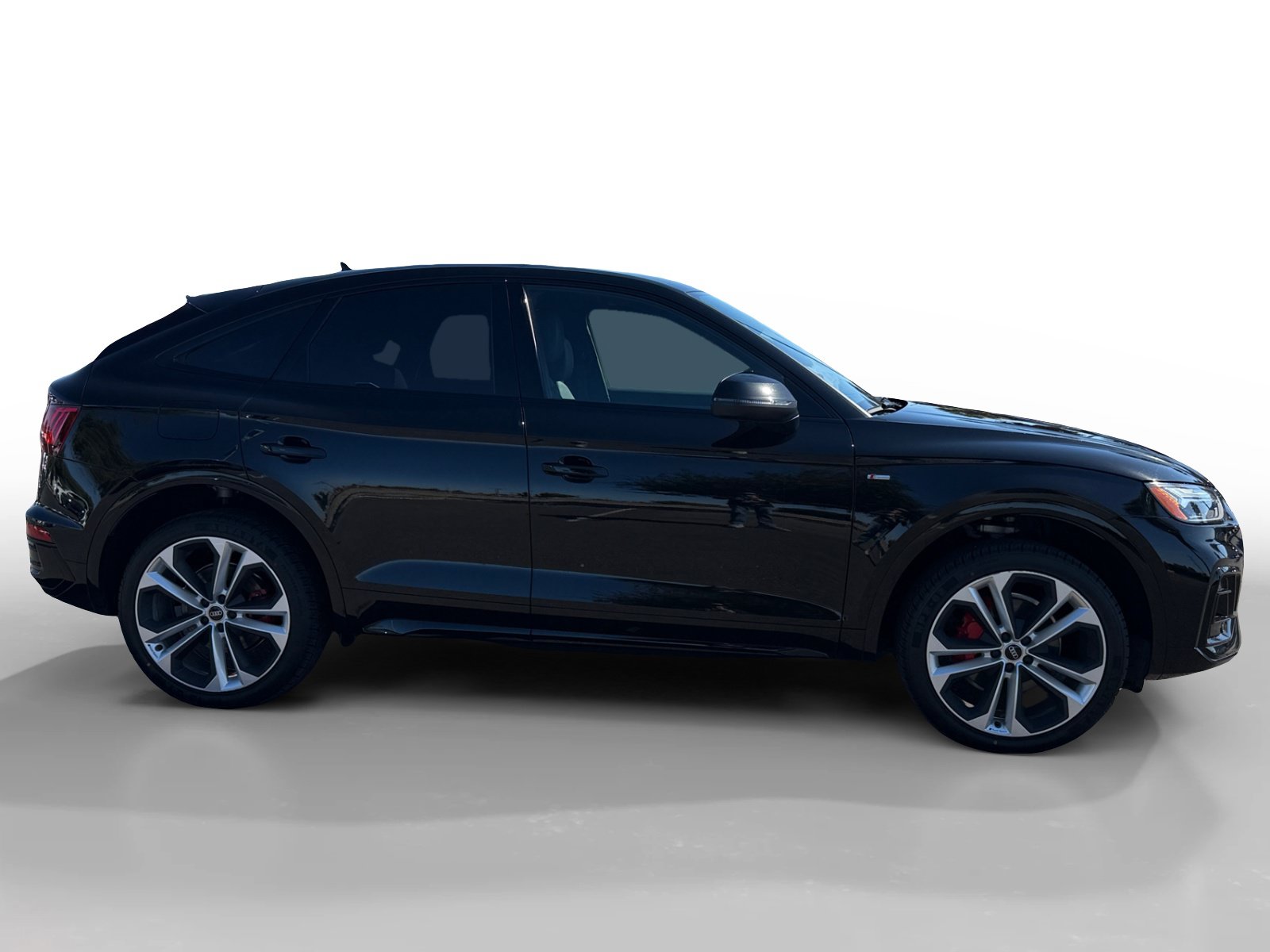 Used 2024 Audi Q5 2.0T Premium Plus w/ Premium Plus Package AWD/4WD image 6